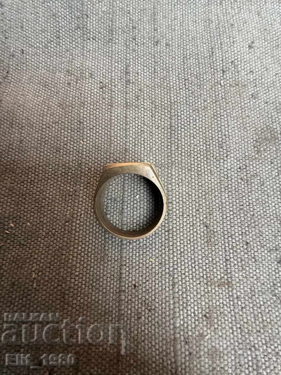 Стар Пръстен румънско златo с цена € 12.00 | 23.47 лв.