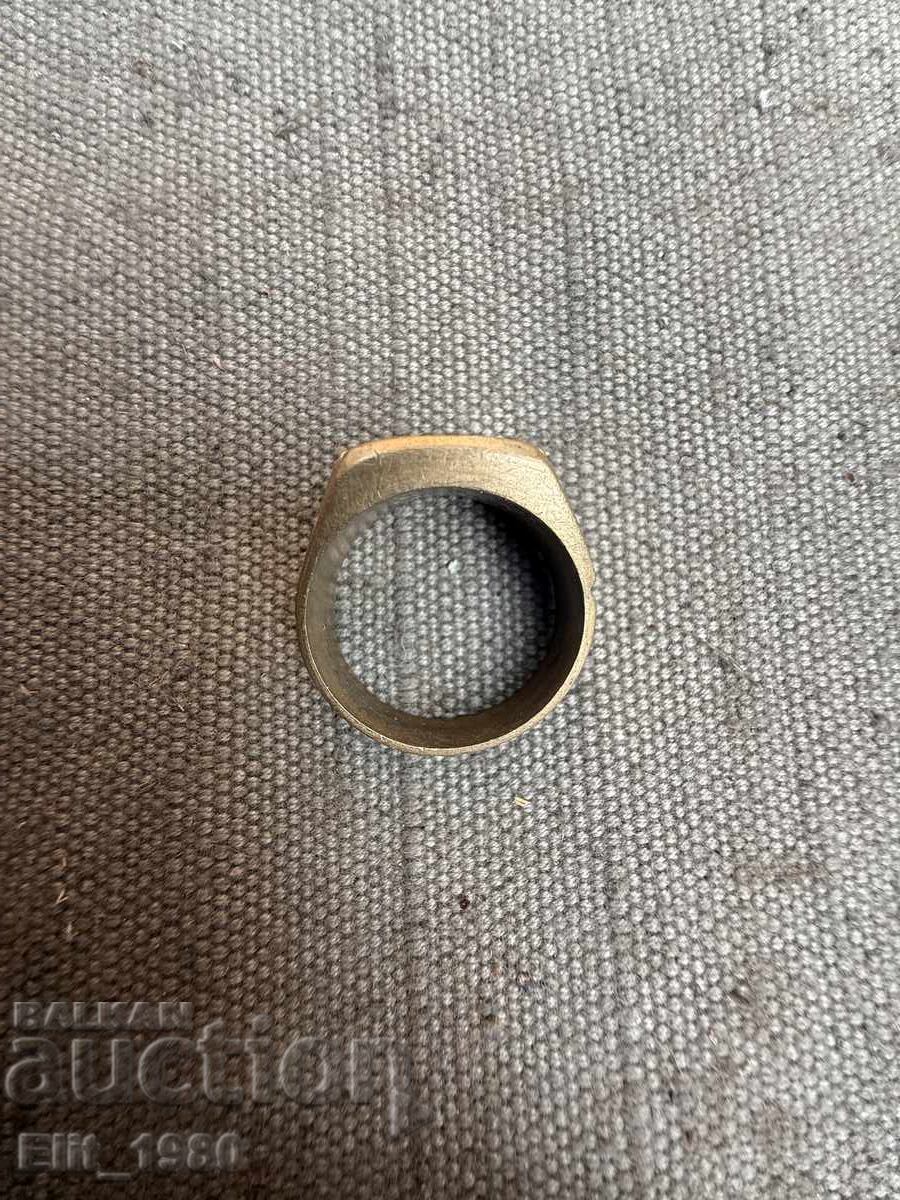 Inel vechi din aur românesc