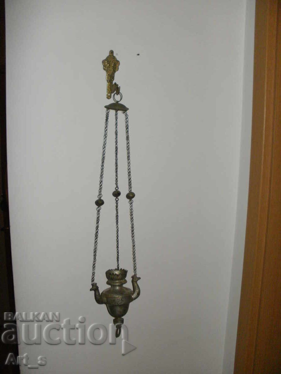 Candelă de renaștere autohtonă din bronz alb din secolul al XIX-lea cu preț € 70.00 | 136.91 BGN