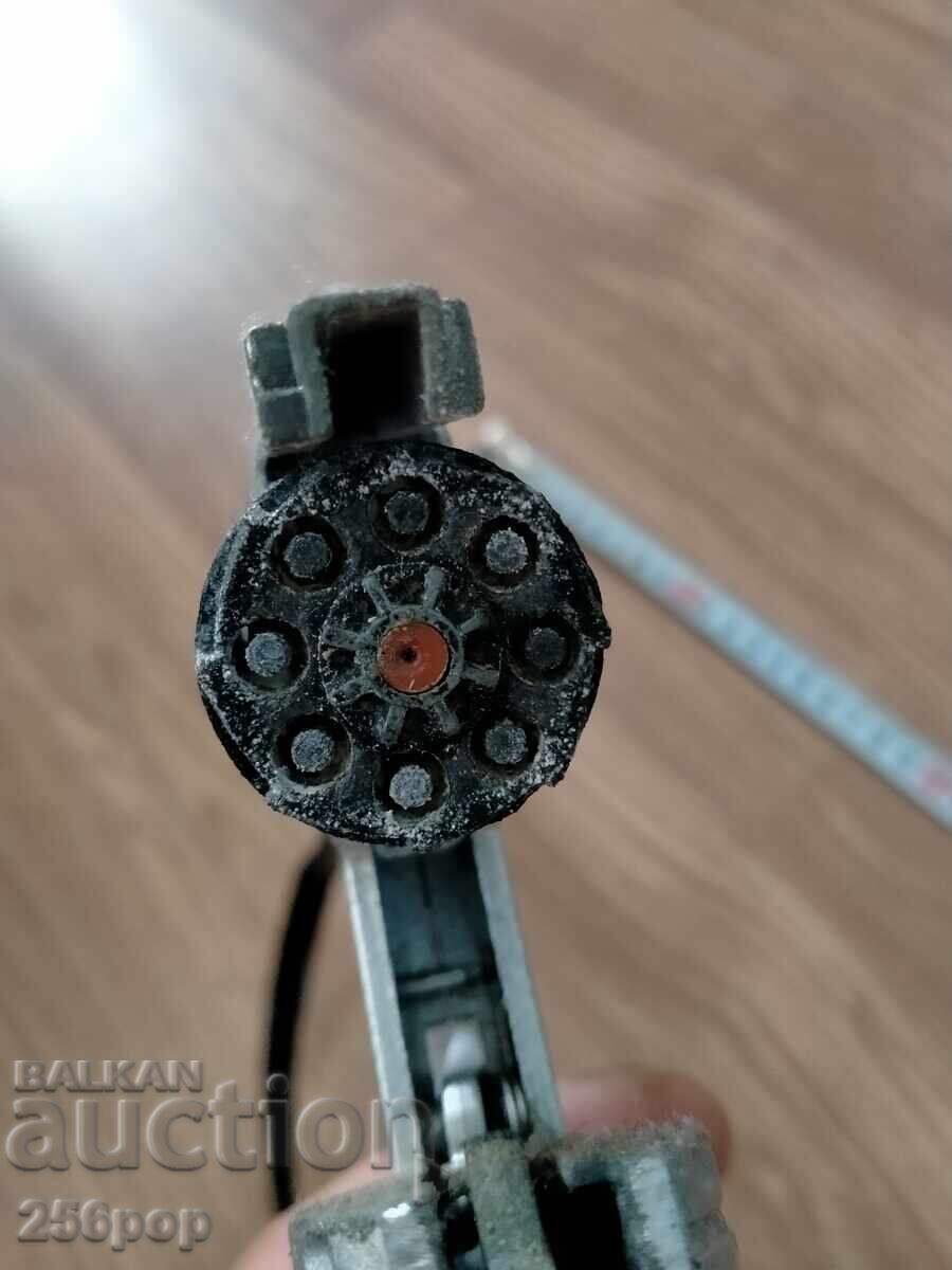 Licitație Pușcă pe capsule