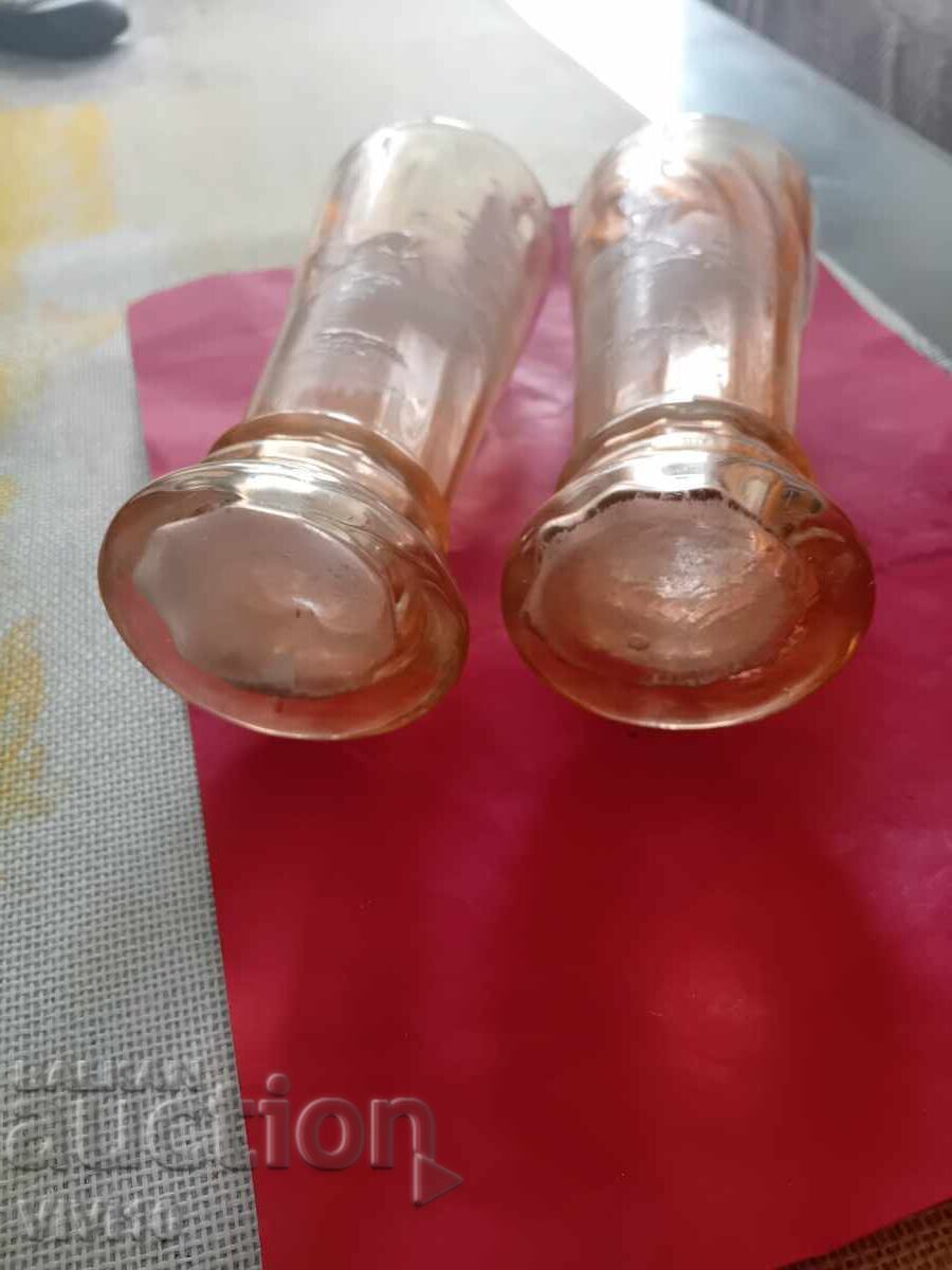 Licitație 2 căni superbe din sticlă și email Franța Licitație 2 căni superbe din sticlă și email Franța