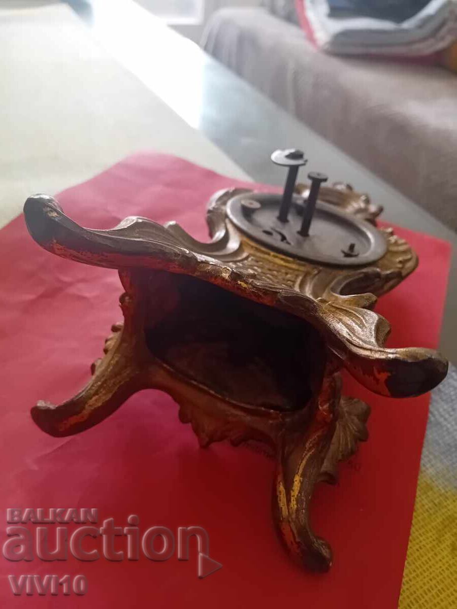 Delivery of Antique, fireplace clock, France Delivery of Antique, fireplace clock, France