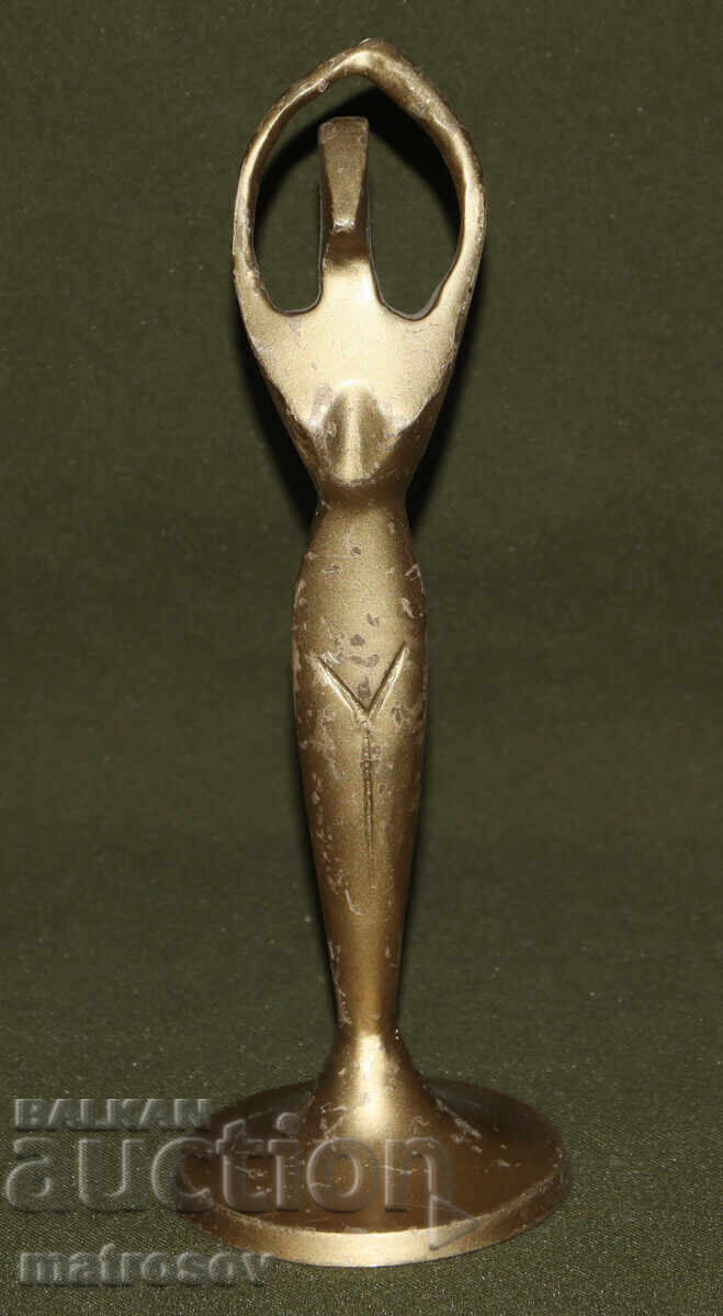 Bronze sculpture, nude female body Bronze sculpture, nude female body