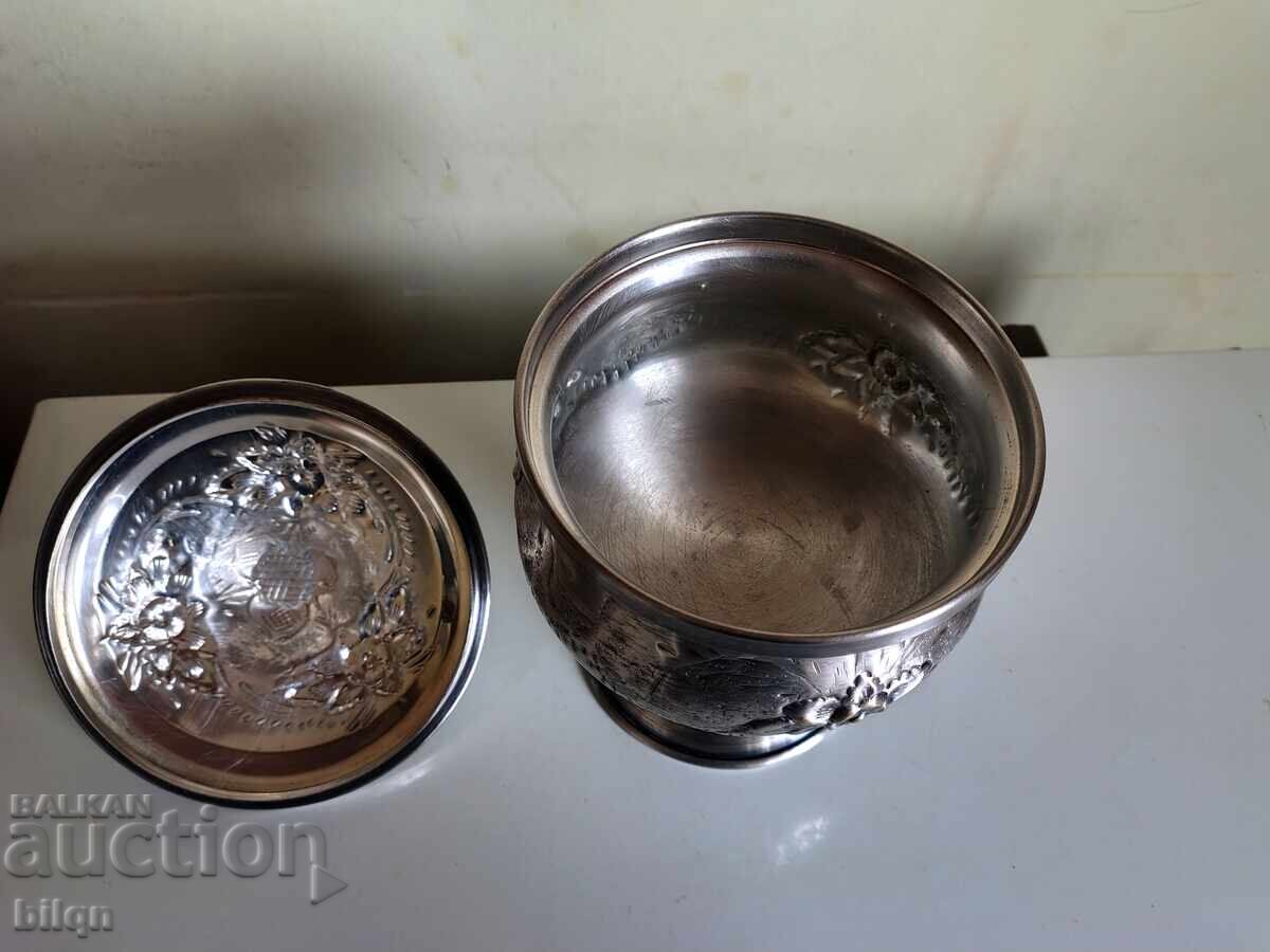 Аукцион Страхотен Стар Посребрен Съд Аукцион Страхотен Стар Посребрен Съд