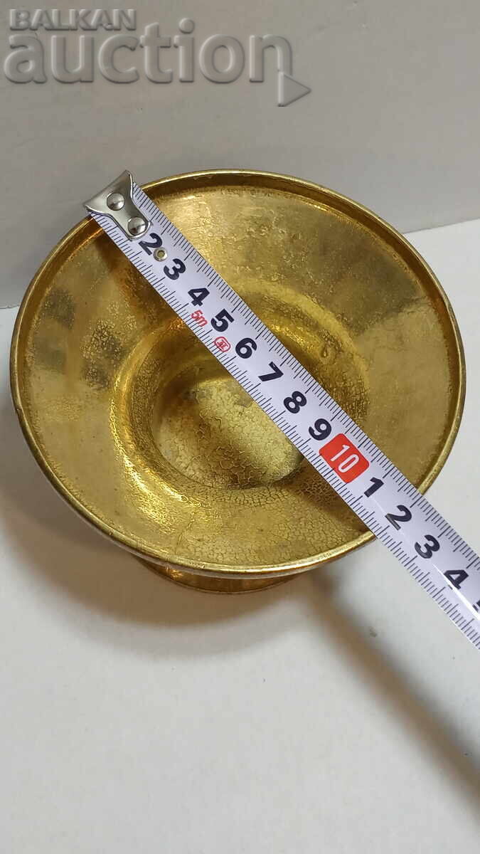 Κηροπήγιο από ορείχαλκο με τιμή 22.00 BGN | € 11.25