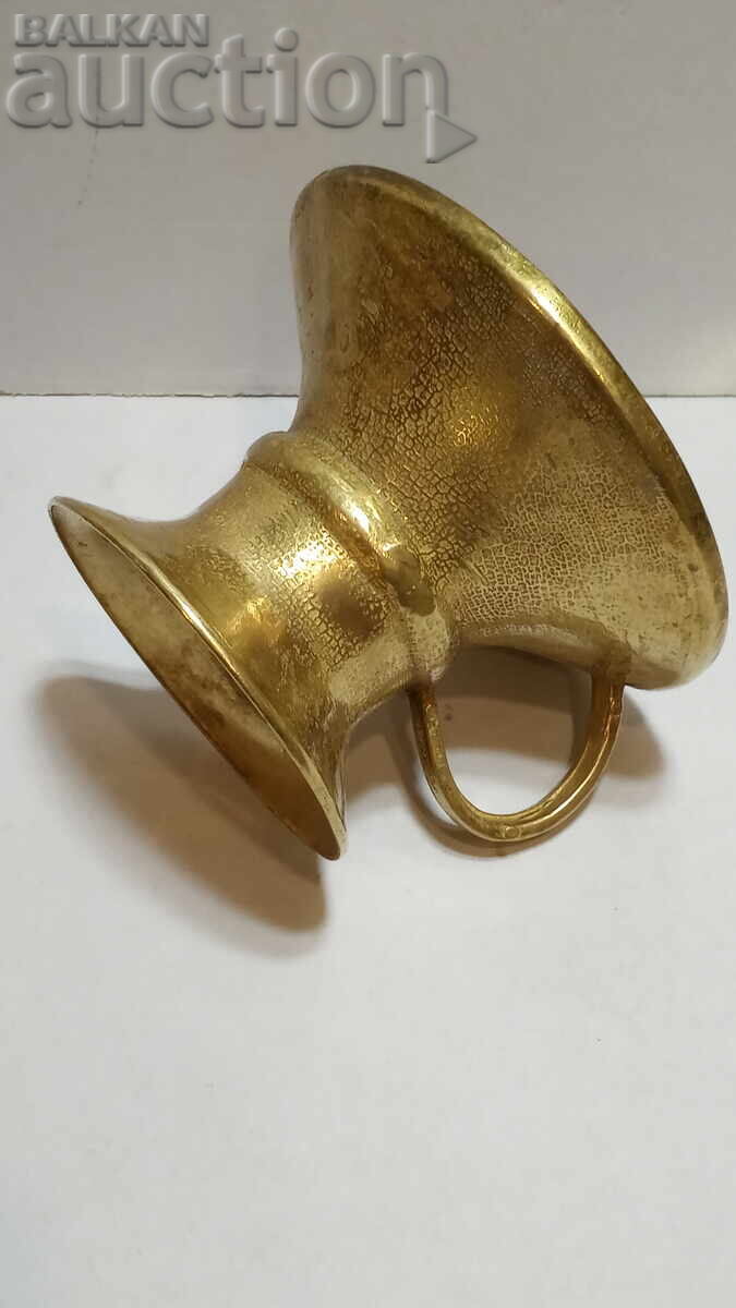 Παράδοση Κηροπήγιο από ορείχαλκο