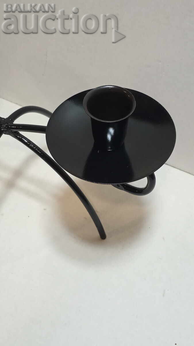 Аукцион Свещник от метал - Нов Аукцион Свещник от метал - Нов