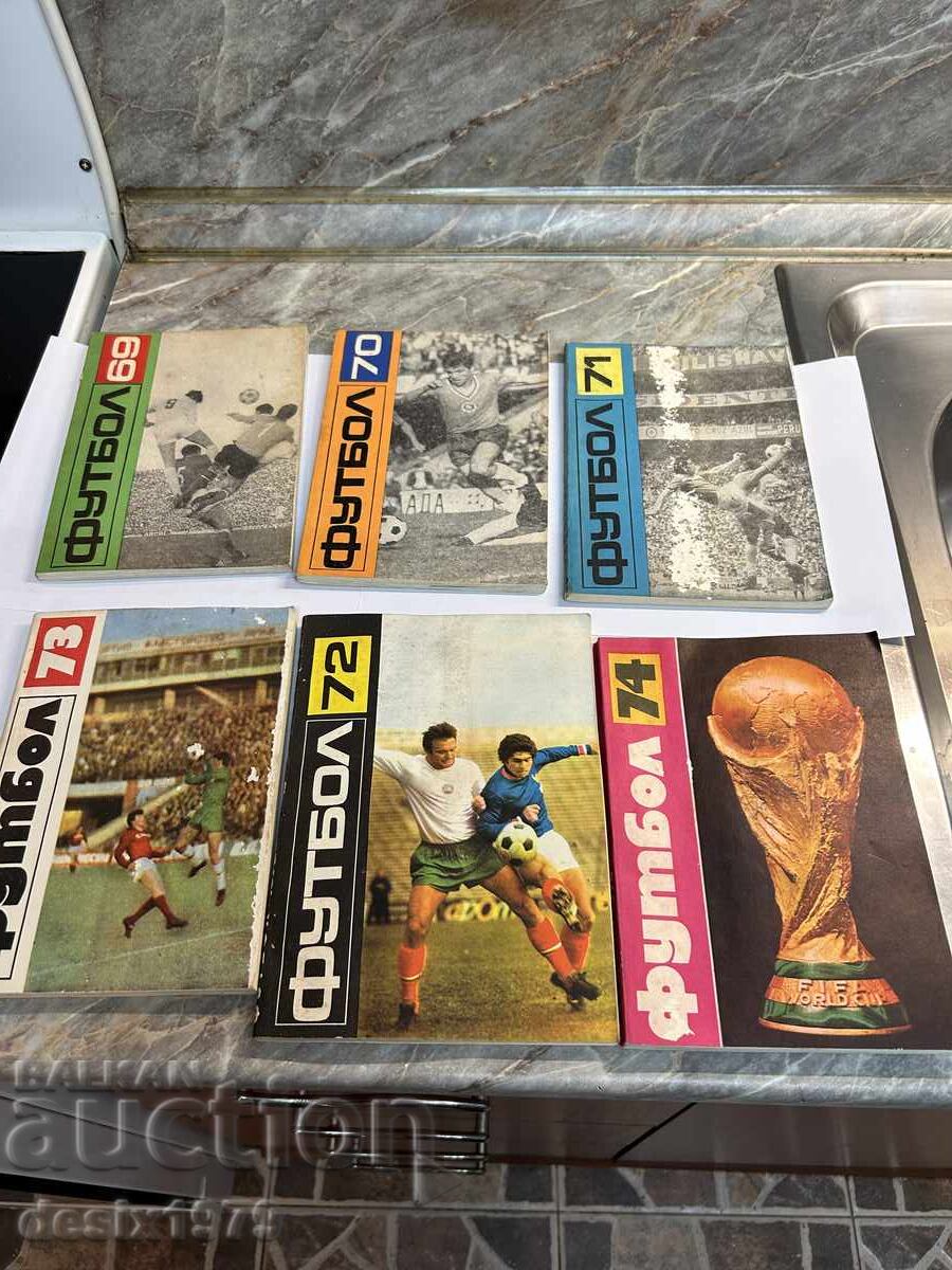 Collectible Football Magazines from 1969, 70, 71, 73, and 74