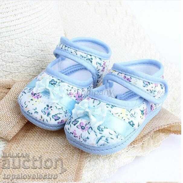 Delivery of New! Baby shoes for first steps, booties, model 1