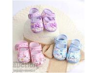 Nou! Pantofi bebeluși pentru primii pași botine model 1