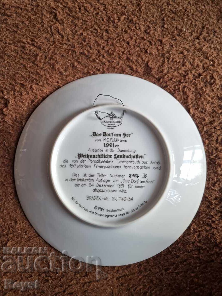 Trei farfurii "Weihnachtliche Landschaften" (Peisaje de Crăciun) cu preț 30.00 BGN | € 15.34