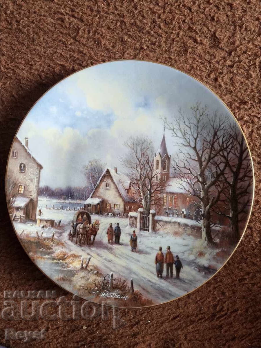 Trei farfurii "Weihnachtliche Landschaften" (Peisaje de Crăciun) Trei farfurii "Weihnachtliche Landschaften" (Peisaje de Crăciun)