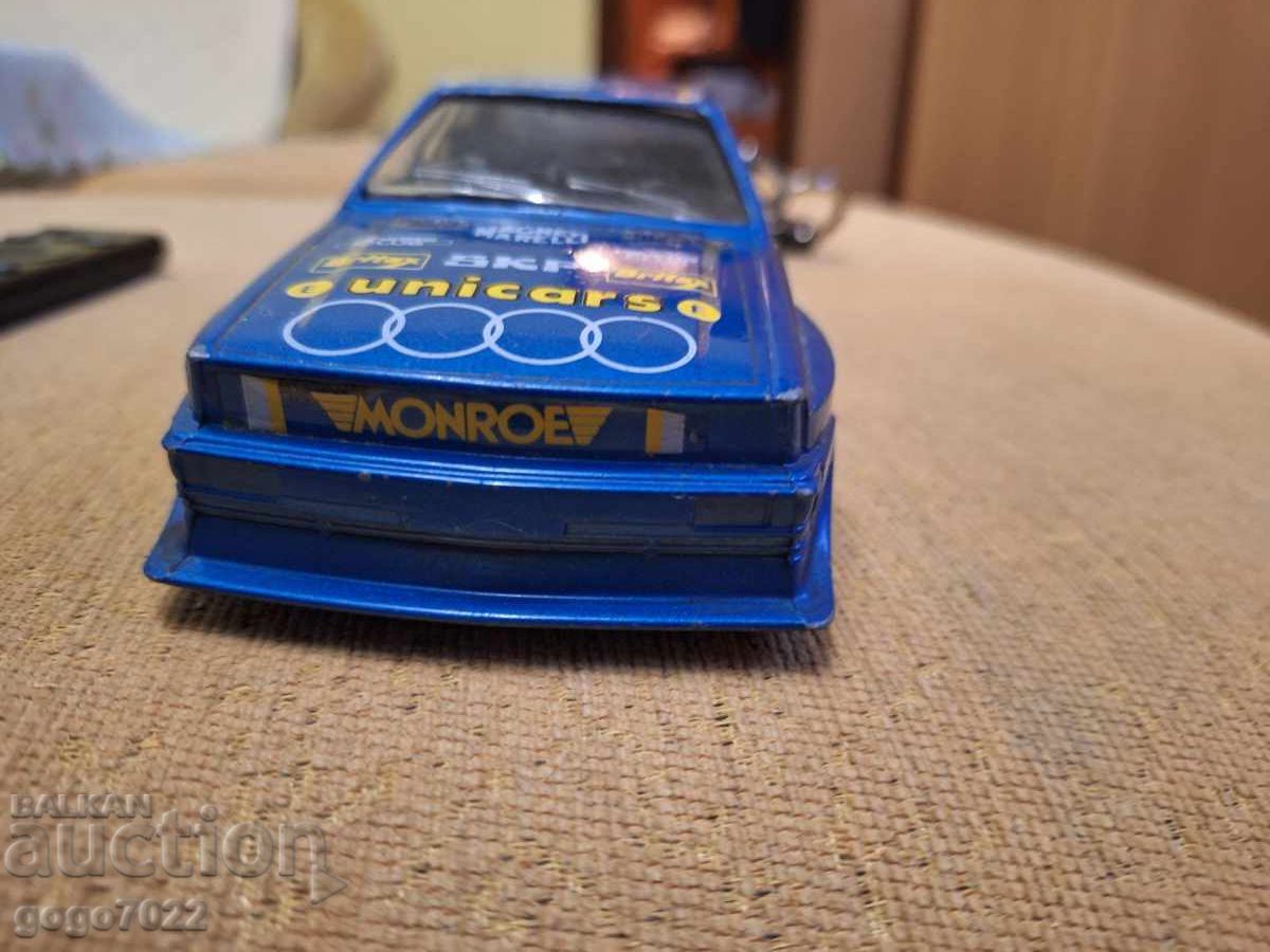 Аукцион AUDI CUATTRO POLISTIL 1/24 Аукцион AUDI CUATTRO POLISTIL 1/24