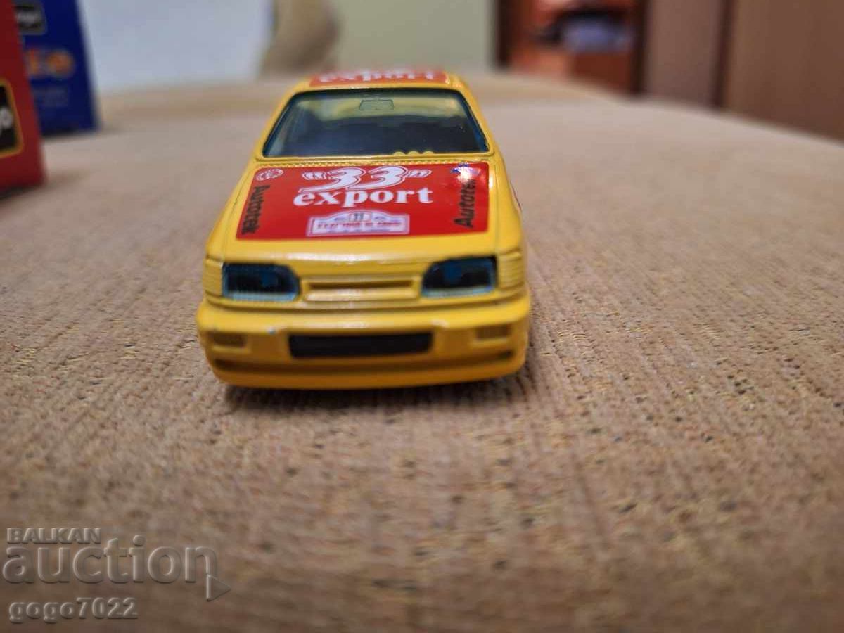 Доставка на FORD SIERRA BBURAGO ITALY 1/43 Доставка на FORD SIERRA BBURAGO ITALY 1/43