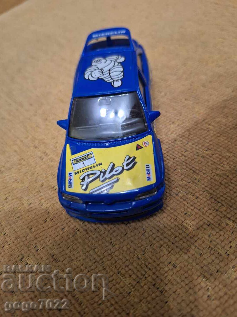 FORD ESCORT COSWORHT 1/43 Bburago Italy - 5 FORD ESCORT COSWORHT 1/43 Bburago Italy - 5