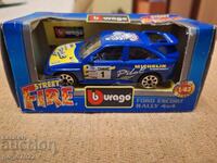 FORD ESCORT COSWORHT  1/43 Bburago Italy