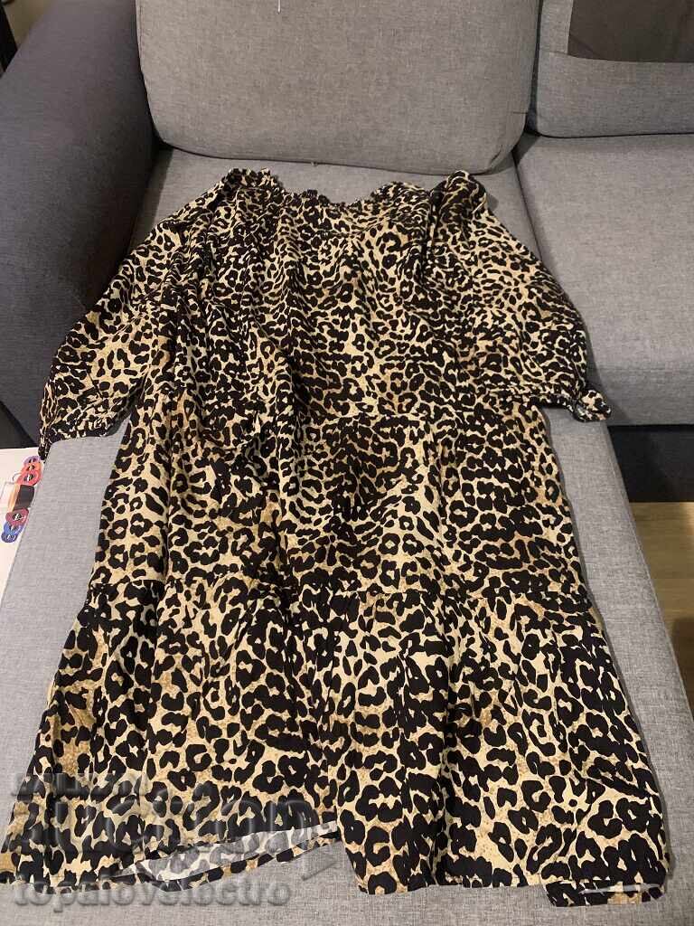 NEW! Daily women's dress with neckline and tiered ruffles - 6