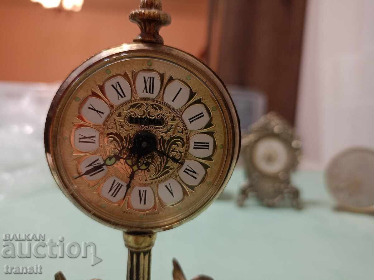 Ceas de masă West Germany cu preț € 49.00 | 95.84 BGN Ceas de masă West Germany cu preț € 49.00 | 95.84 BGN