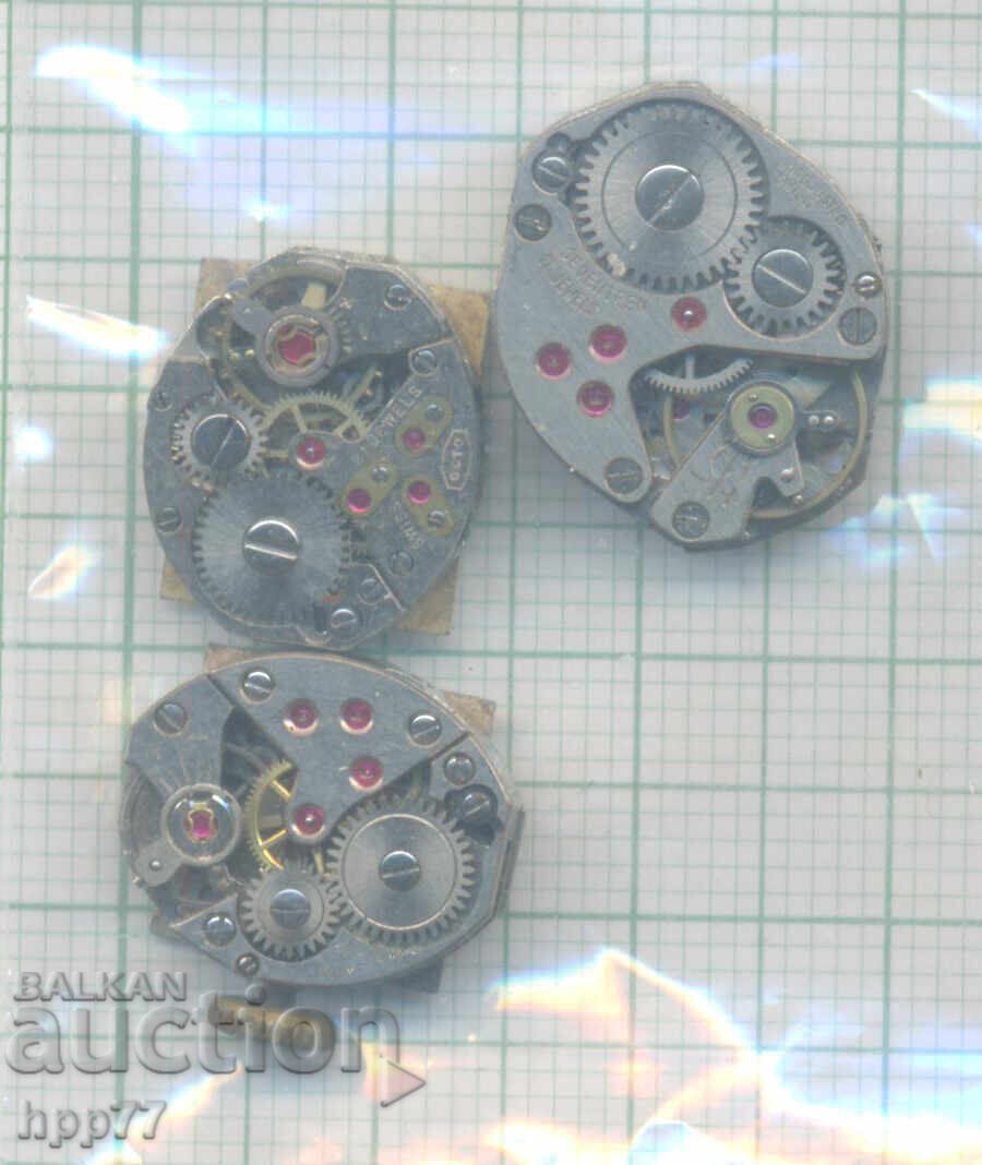 clock mechanism 67 with price 2.51 BGN | € 1.28