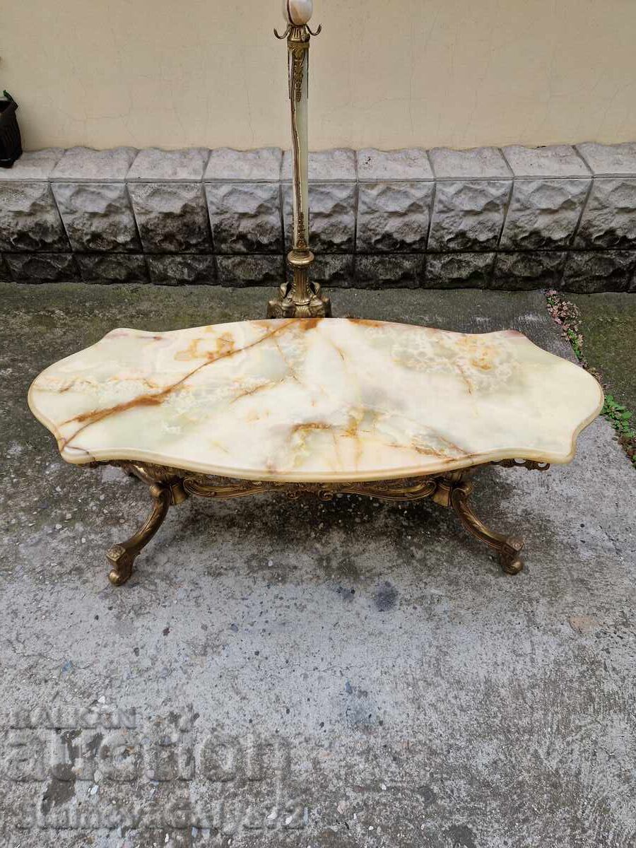 Masă de cafea antică belgiană superbă, bronz, onix cu preț 696.00 BGN | € 355.86 Masă de cafea antică belgiană superbă, bronz, onix cu preț 696.00 BGN | € 355.86