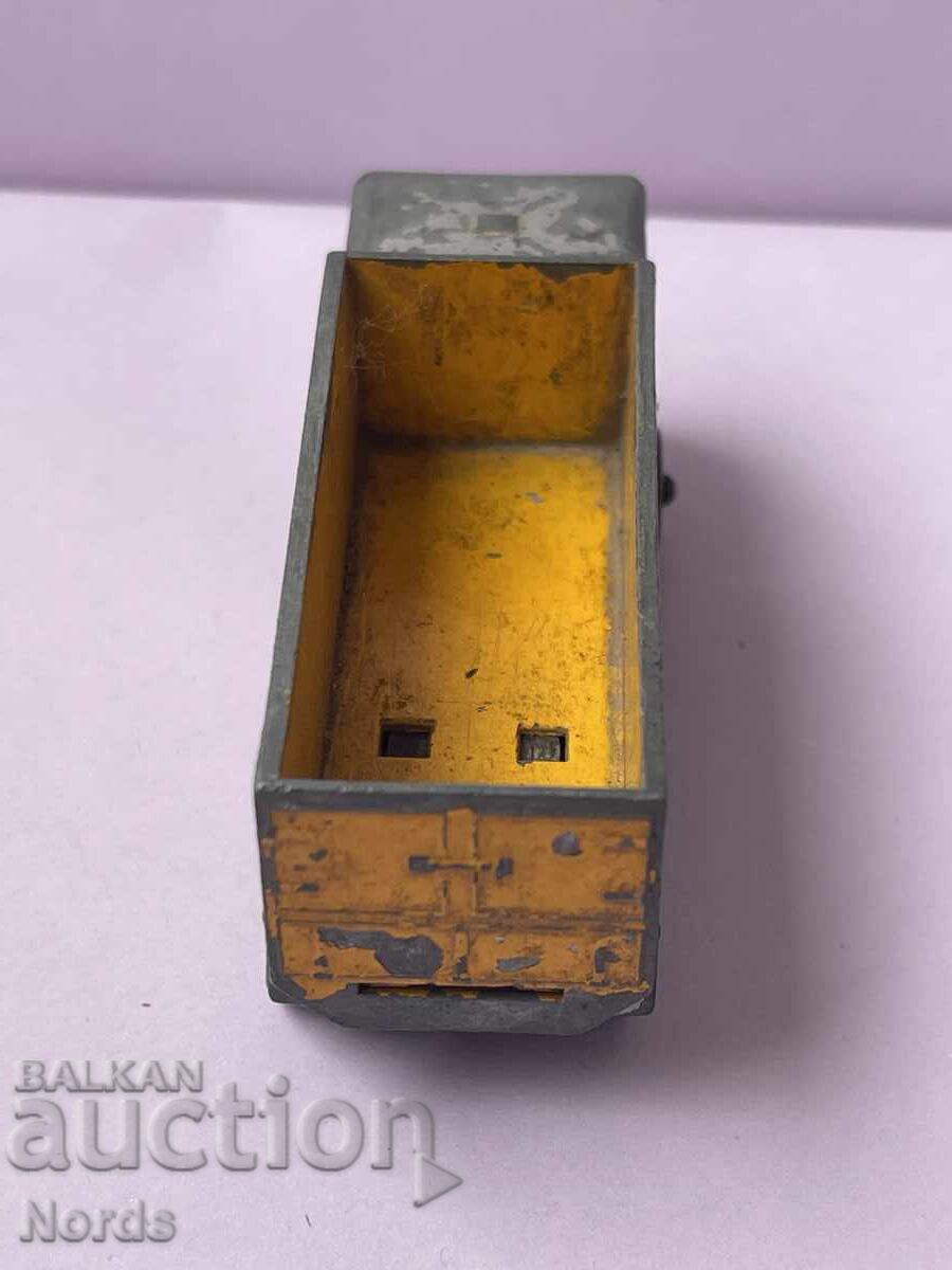 Delivery of MATCHBOX trolley Delivery of MATCHBOX trolley