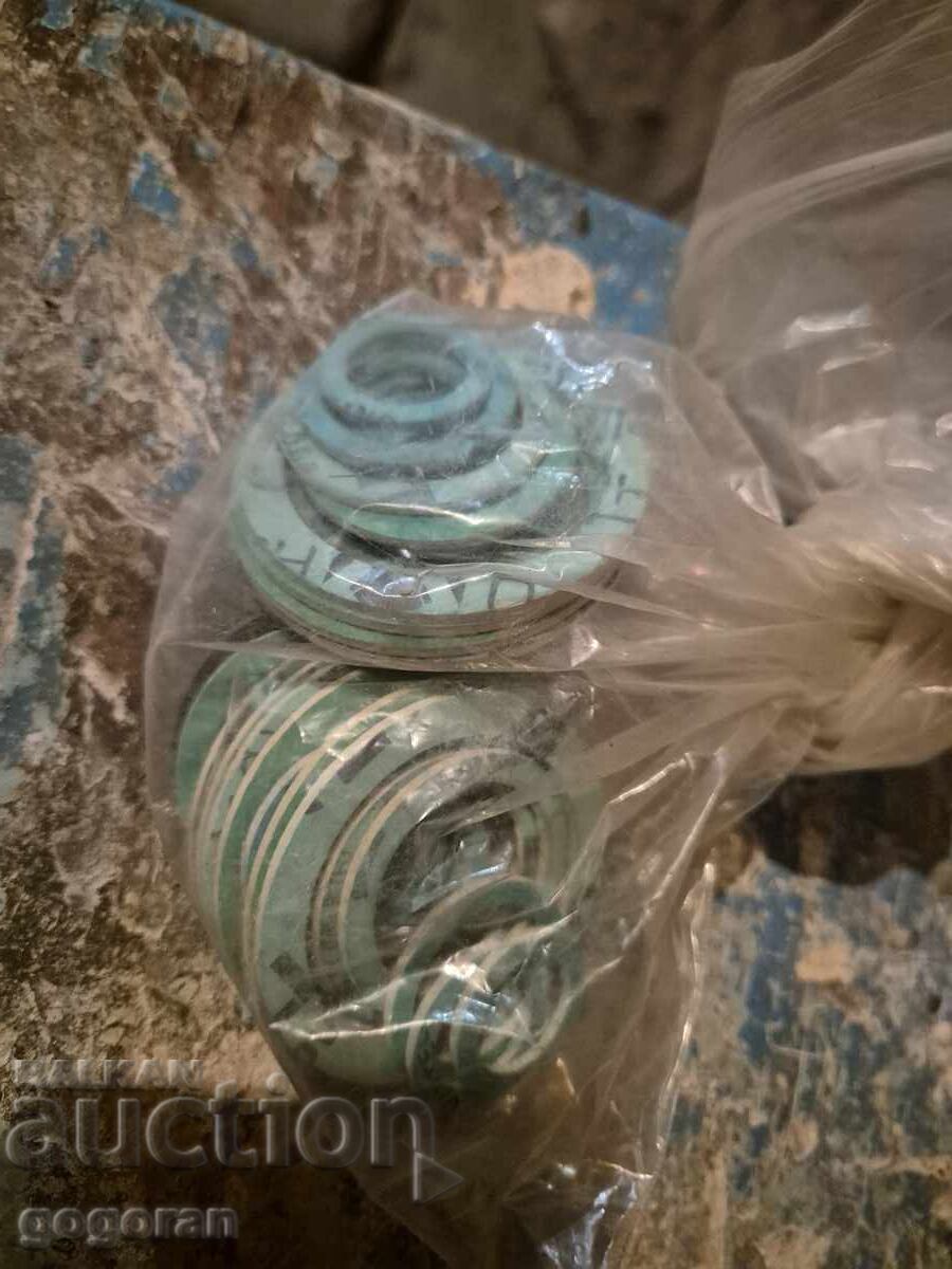 Headphones Headphones