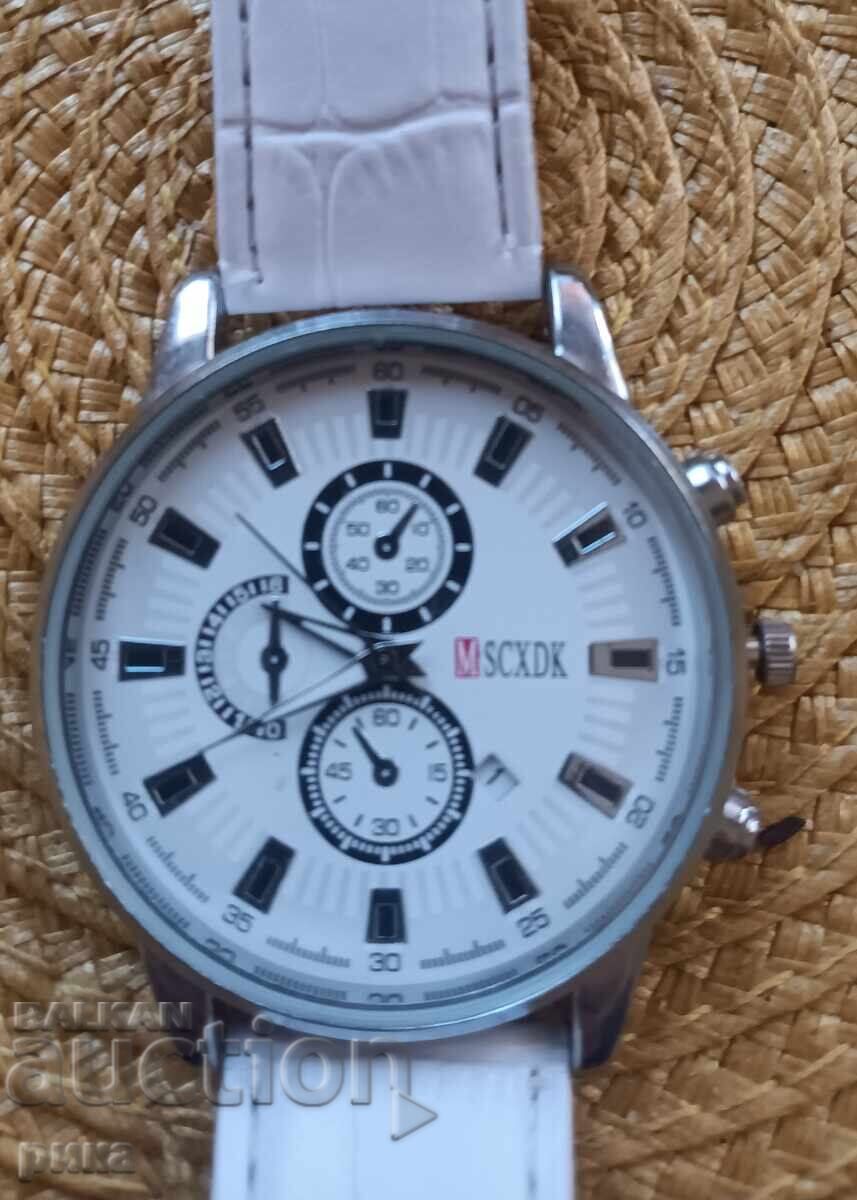 Men's watch with price 35.00 BGN | € 17.90 Men's watch with price 35.00 BGN | € 17.90