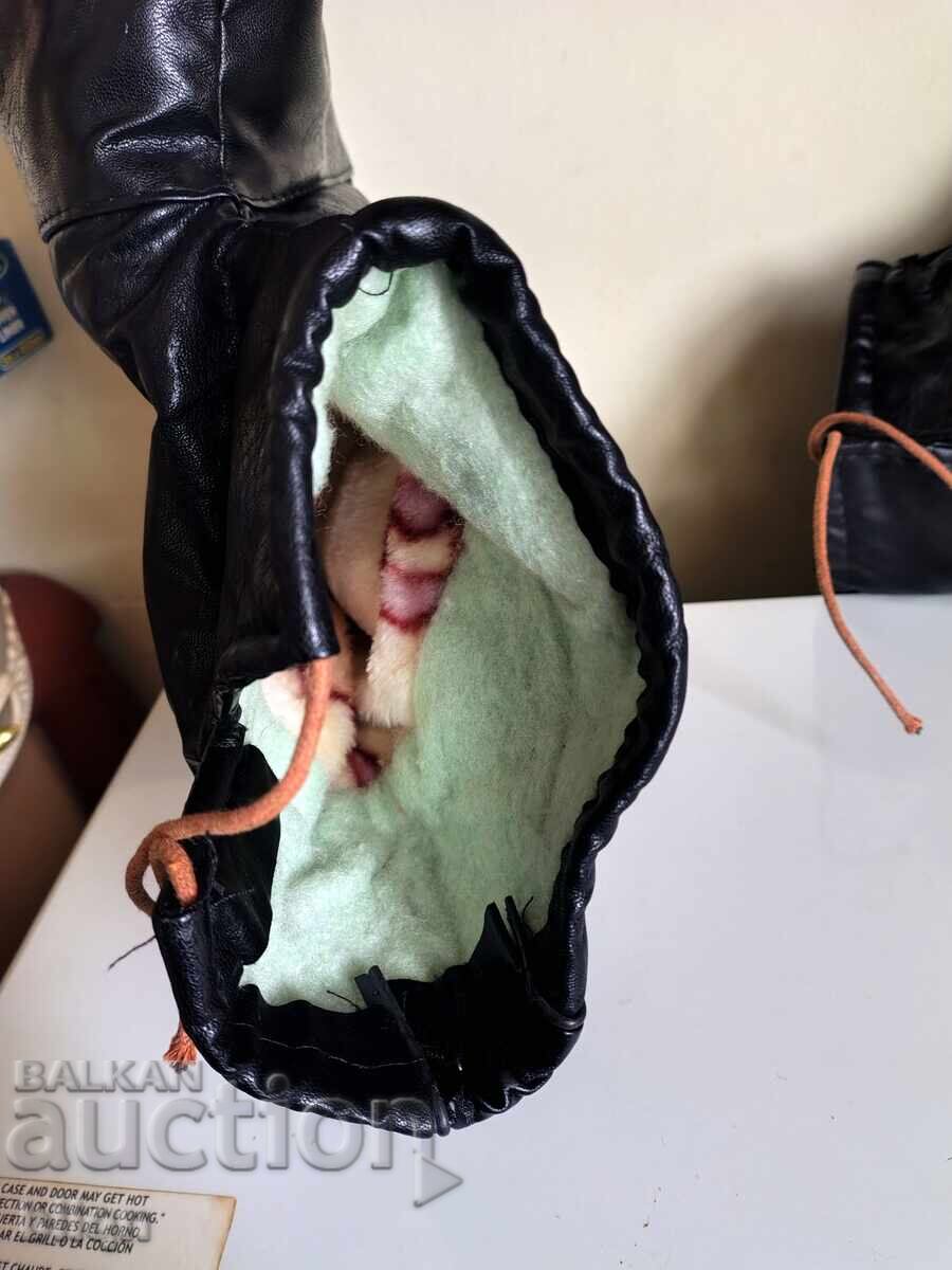 Licitație Mănuși Moto Grozave