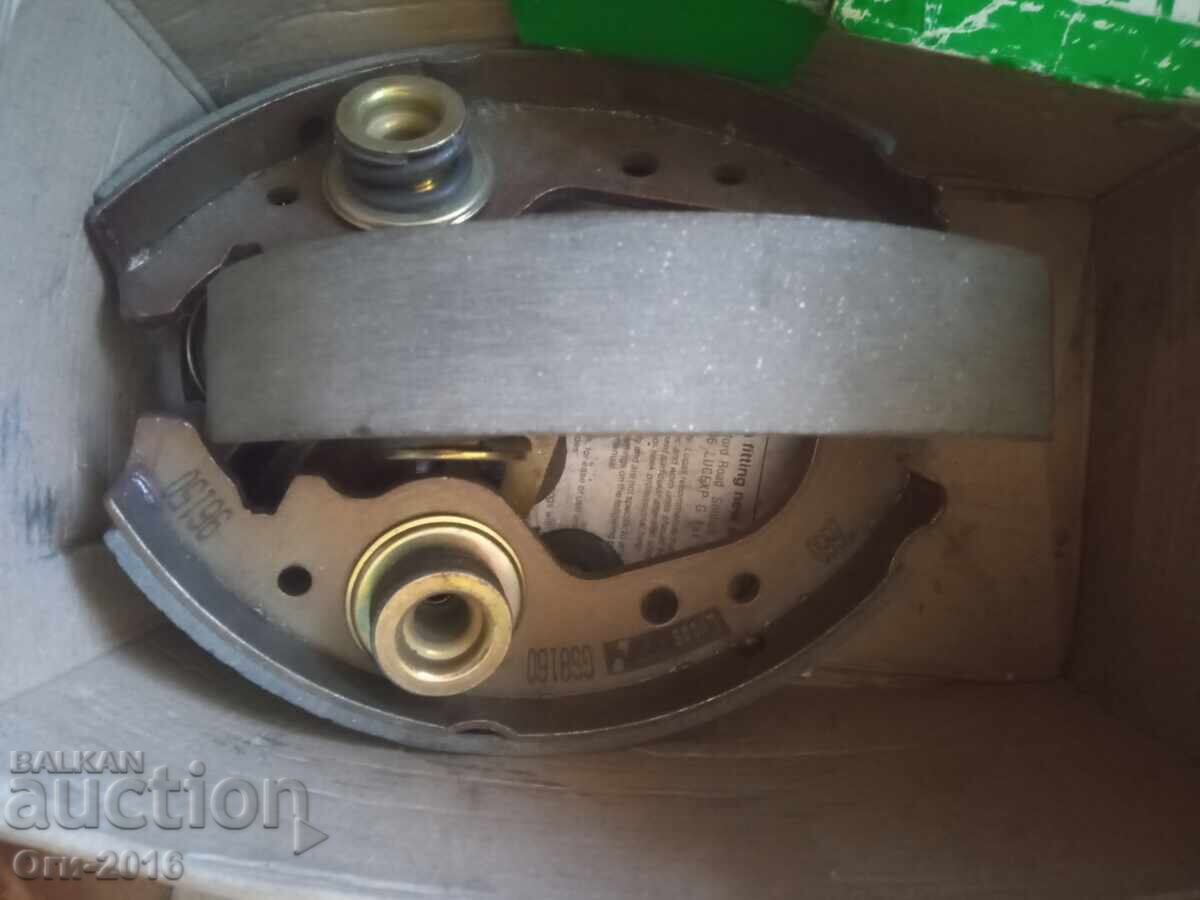 Auction  Rear brake pads for Fiat Uno, Panda, Cinquecento, Duna, Seat