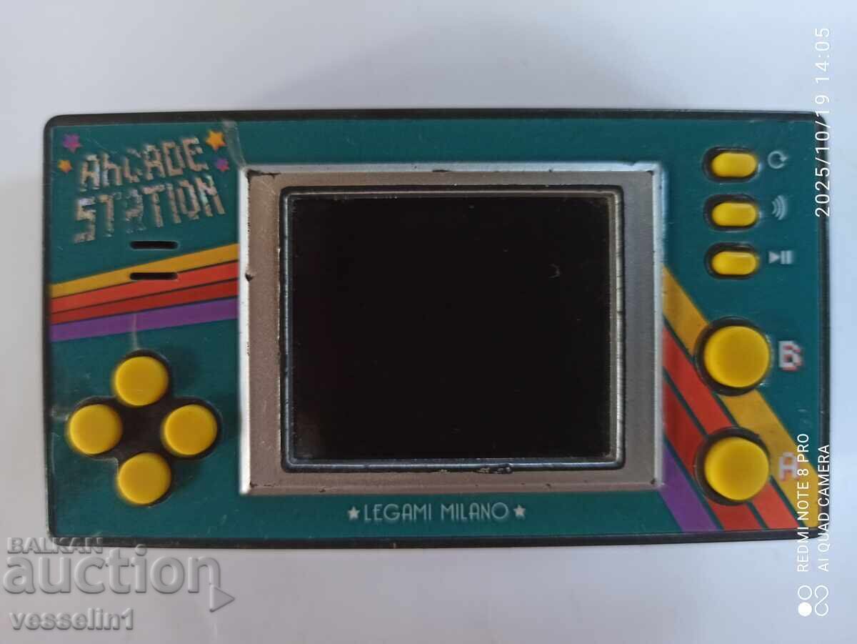 Old electronic game Old electronic game