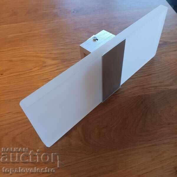 Delivery of NEW! LED wall lamp, 6W, 600LM, warm white light (3000