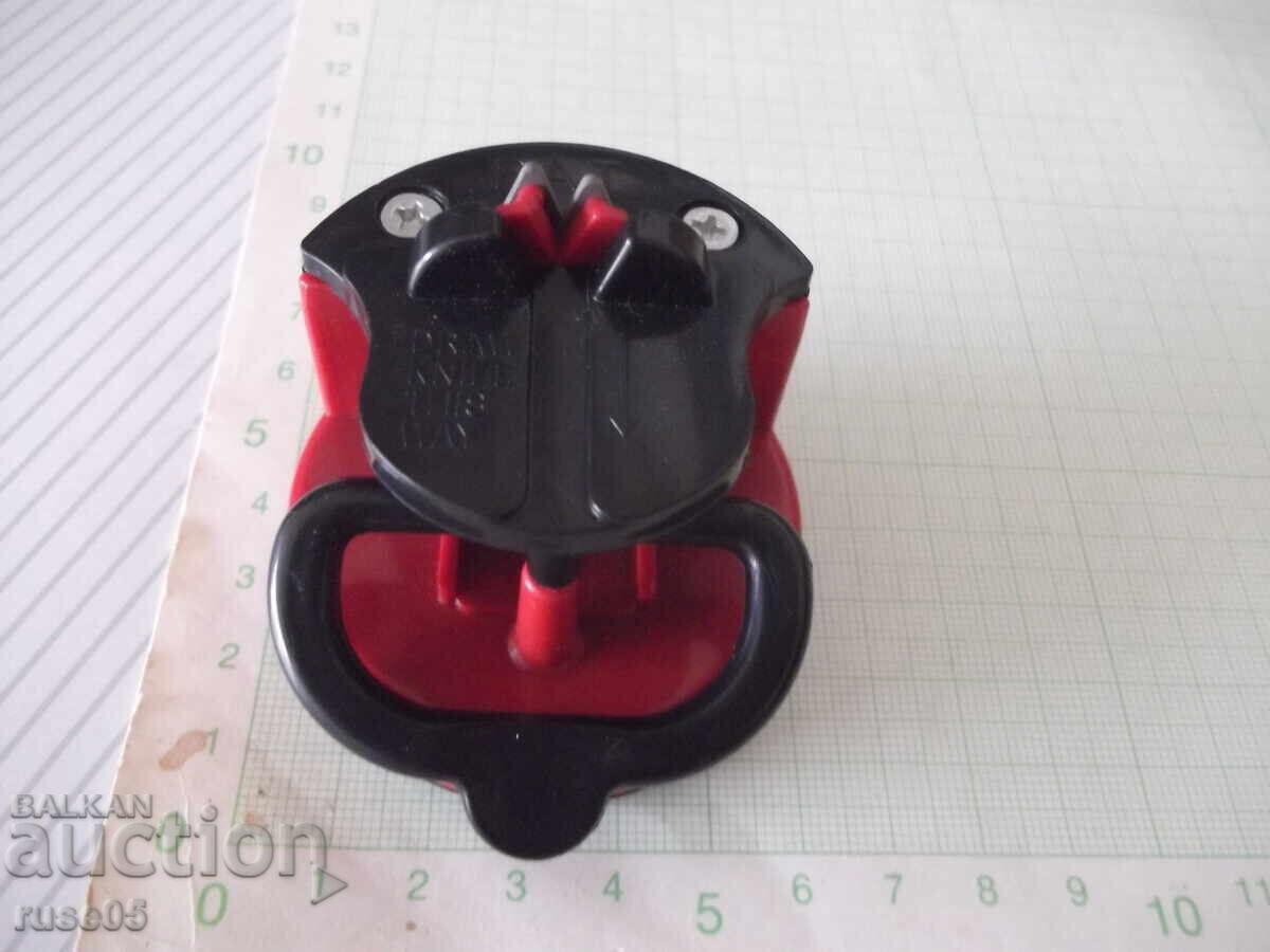 Sharpening stone for a draw knife "DRAW KNIFE THIS WAY" with vacuum attachment with price 5.00 BGN | € 2.56
