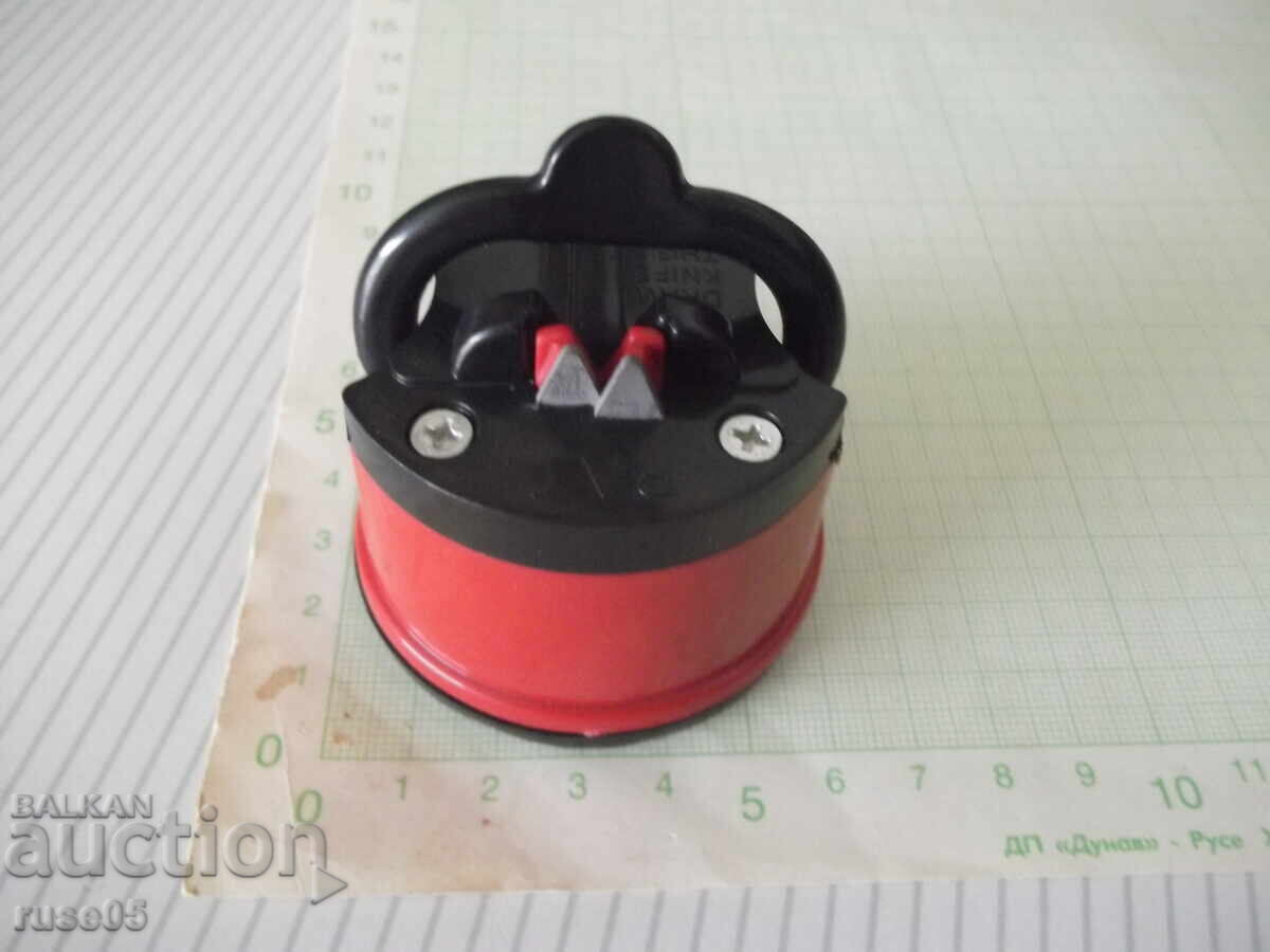 Delivery of Sharpening stone for a draw knife "DRAW KNIFE THIS WAY" with vacuum attachment