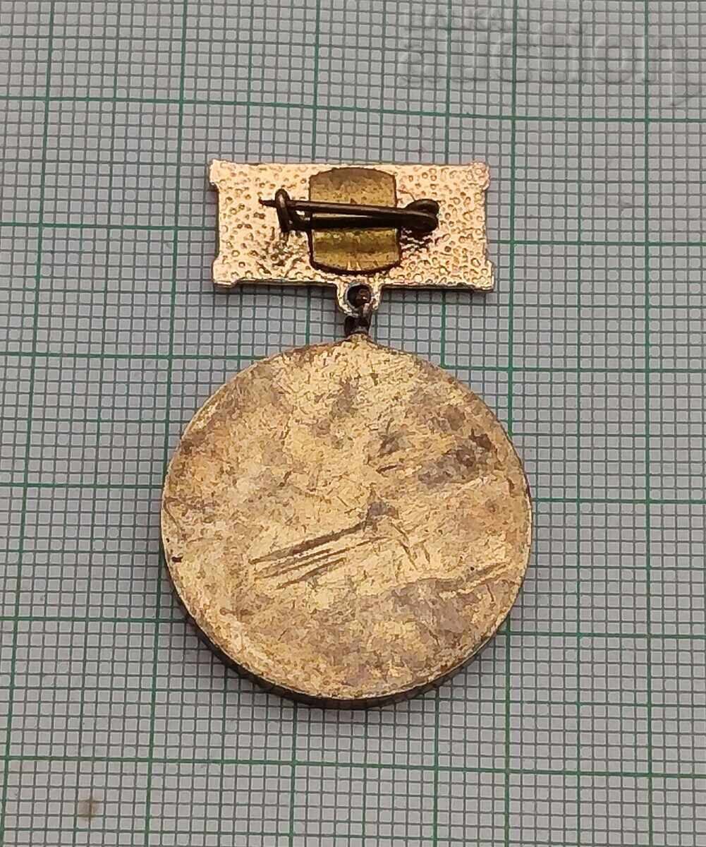 ШИПЧЕНСКА ЕПОПЕЯ 100 г. ОПЪЛЧЕНЕЦ ЗНАК ЗНАЧКА с цена 5.00 лв. | € 2.56