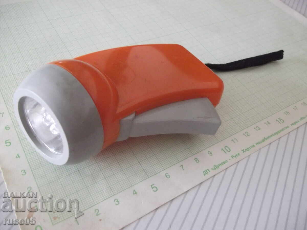 Dynamo-powered flashlight