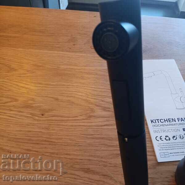 Auction  NEW! Kitchen faucet with shower and pull-out spout, 360° swivel