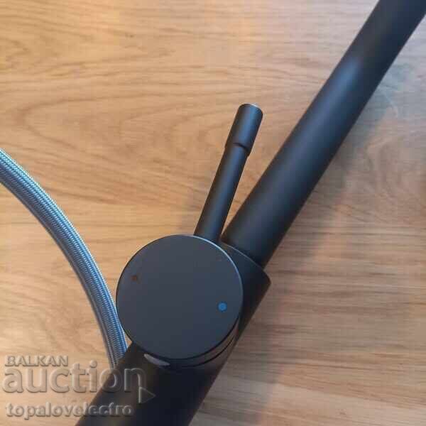 Delivery of NEW! Kitchen faucet with shower and pull-out spout, 360° swivel