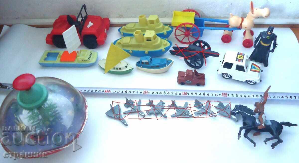 Old children's toys with price € 100.00 | 195.58 BGN