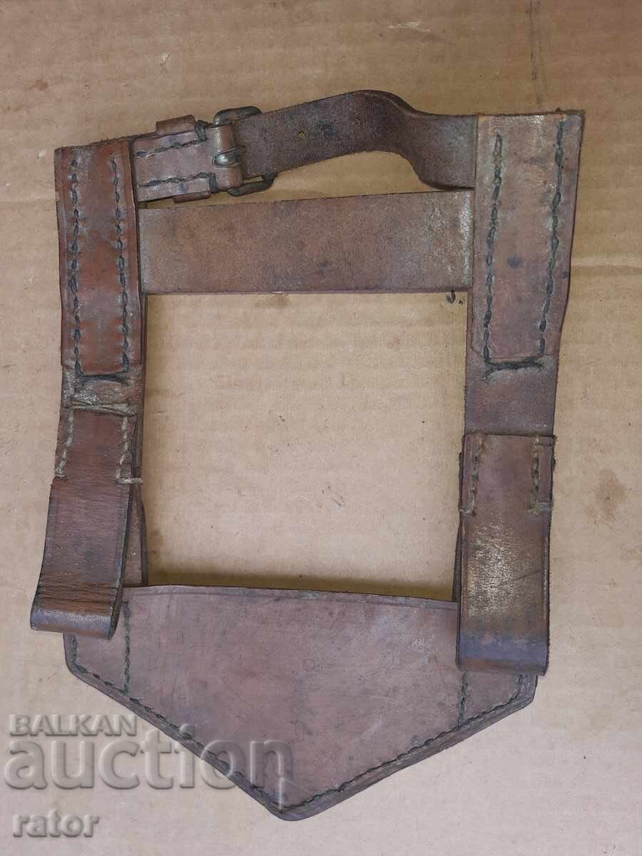 Delivery of Carrier, case, for a soldier's shoulder blade WW1- Germany, Berlin Delivery of Carrier, case, for a soldier's shoulder blade WW1- Germany, Berlin