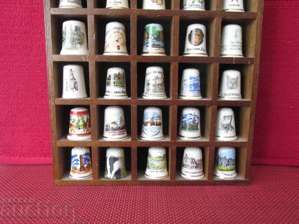 Auction  Thimbles collection with display