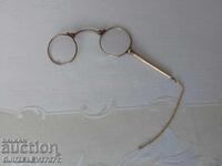 Ochelari vechi - pince-nez - ramă de alamă - mijlocul secolului trecut