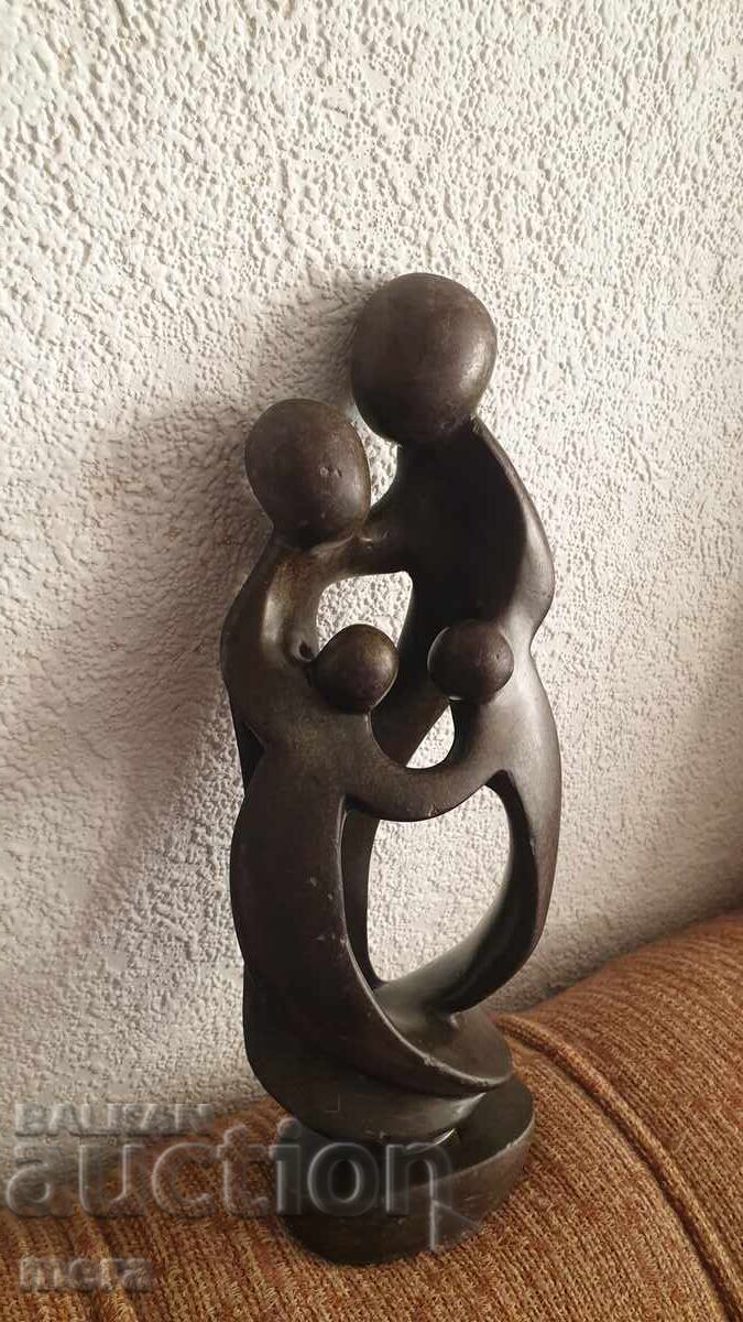 Масивна каменна пластика "Семейство" с цена 140.00 лв. | € 71.58