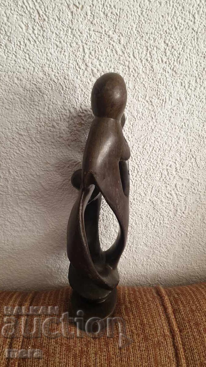 Доставка на Масивна каменна пластика "Семейство"