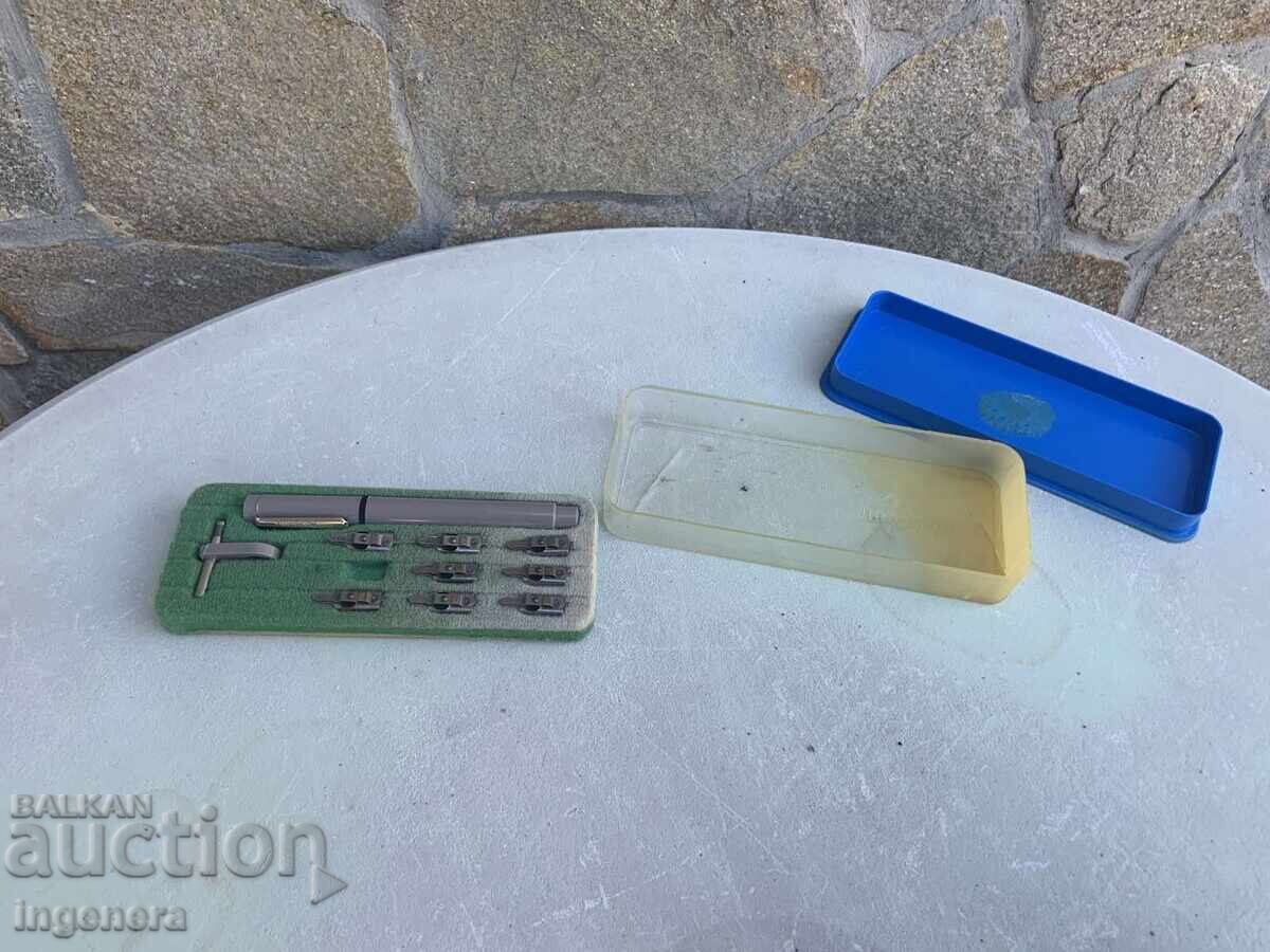 ΠΑΛΑΙΑ ΡΑΠΙΔΟΓΡΑΦΑ ΑΠΟ ΓΕΡΜΑΝΙΑ, ΣΕΤ ΣΧΕΔΙΑΣΗΣ MARKANT με τιμή 14.00 BGN | € 7.16