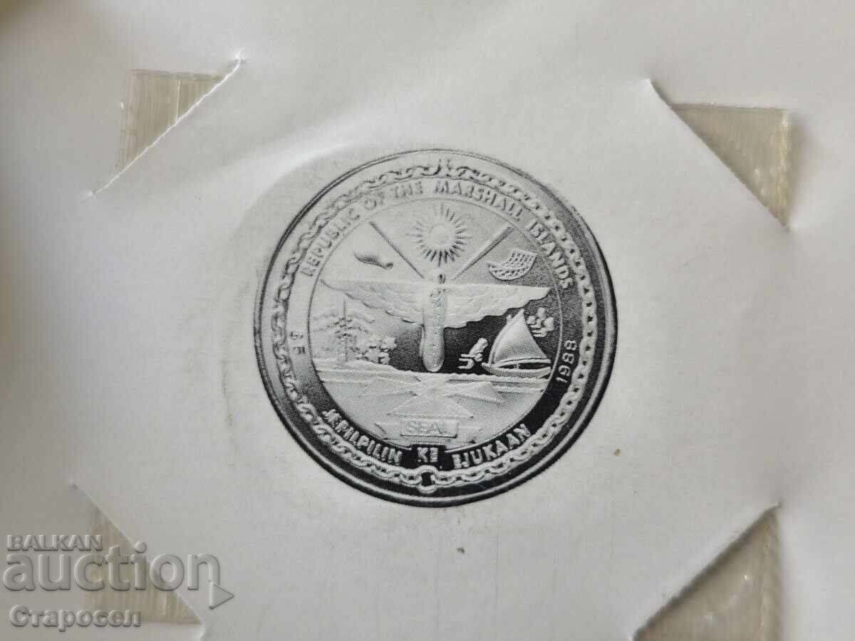 Delivery of 5 Dollar 1988 Marshall Islands "Discovery"