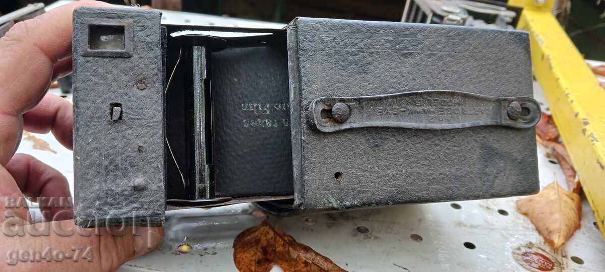 Aparat foto vechi pentru piese cu preț 20.00 BGN | € 10.23