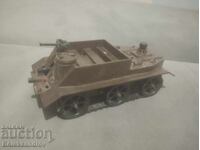 Παλιά μηχανική δεξαμενή παιχνιδιών