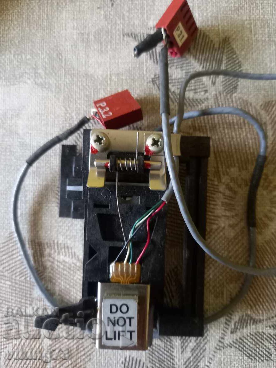 Phonograph cartridges, new - 6