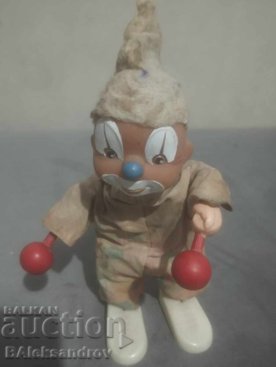 Παλιό παιχνίδι κλόουν με τιμή 14.00 BGN | € 7.16