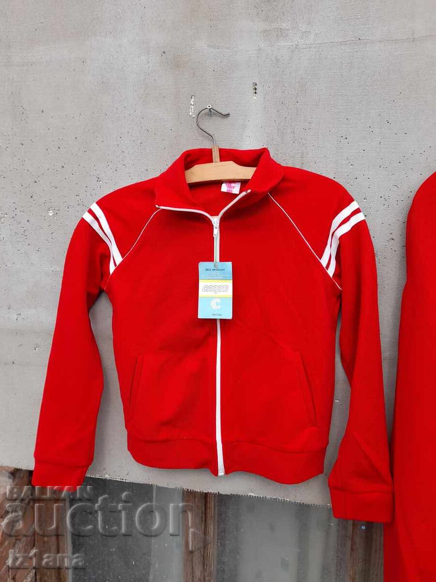 Starter Set Tracksuit Sport with price 90.00 BGN | € 46.02